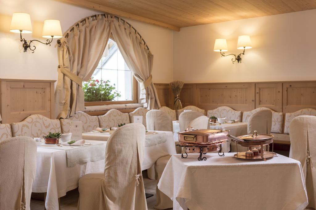 Hotel Chalet Del Sogno Мадонна-ди-Кампильо Экстерьер фото