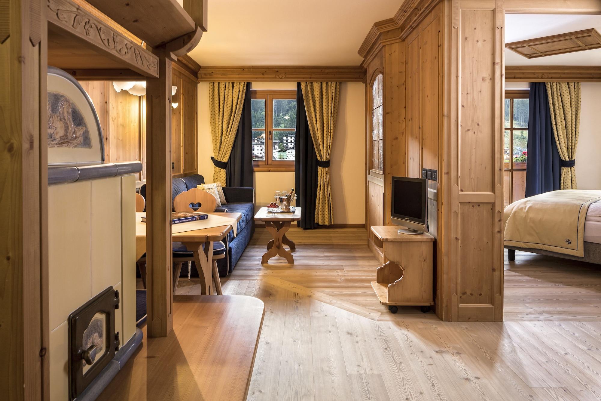 Hotel Chalet Del Sogno Мадонна-ди-Кампильо Экстерьер фото