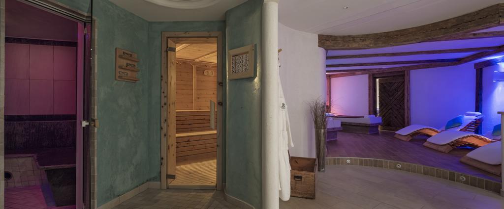 Hotel Chalet Del Sogno Мадонна-ди-Кампильо Экстерьер фото