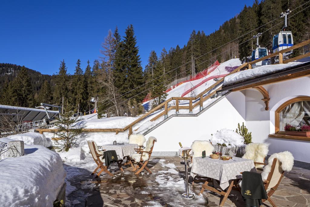 Hotel Chalet Del Sogno Мадонна-ди-Кампильо Экстерьер фото