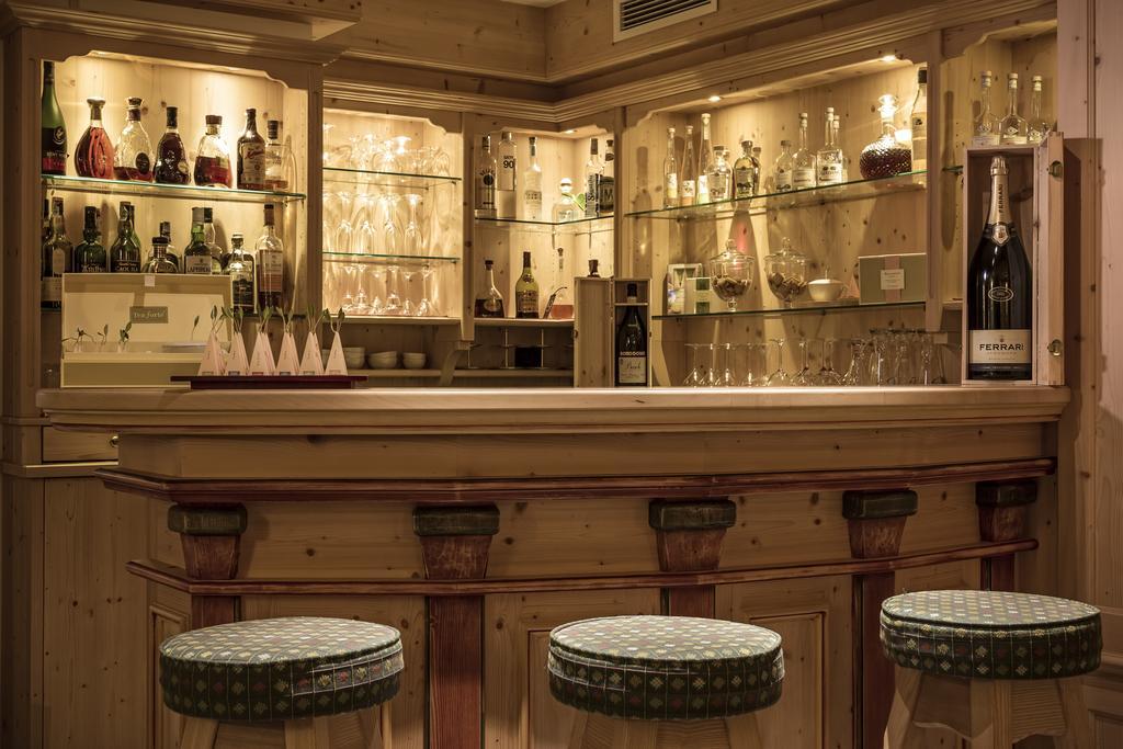 Hotel Chalet Del Sogno Мадонна-ди-Кампильо Экстерьер фото